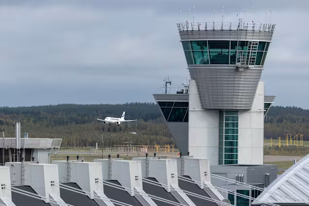 Nordflank's tweet image. 🇫🇮🇷🇺|#GPS
Strong GPS interference from #Russia affects almost all aircraft operating in #Finnish airspace, says Raine Luojus, CEO of #Fintraffic's air navigation service.