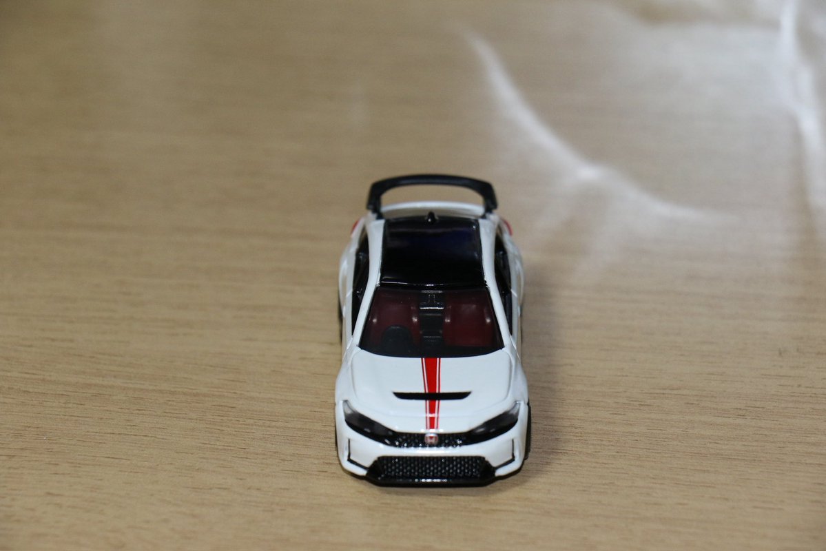 FL5 アルティメットエディション トミカ届きました！
黒ルーフかっこいいなぁ〜