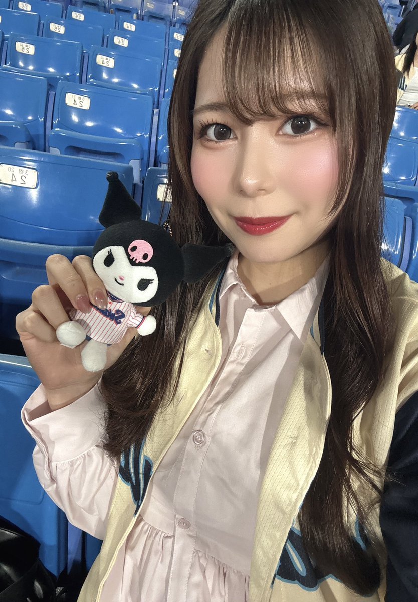 smcha__'s tweet photo. すわほー！サヨナラ🥺✨
最高の試合でした⛱明日も勝ちたいね🤟🏻💞

 #Swallows  #神宮球場 https://t.co/4u1ALcSnPs
