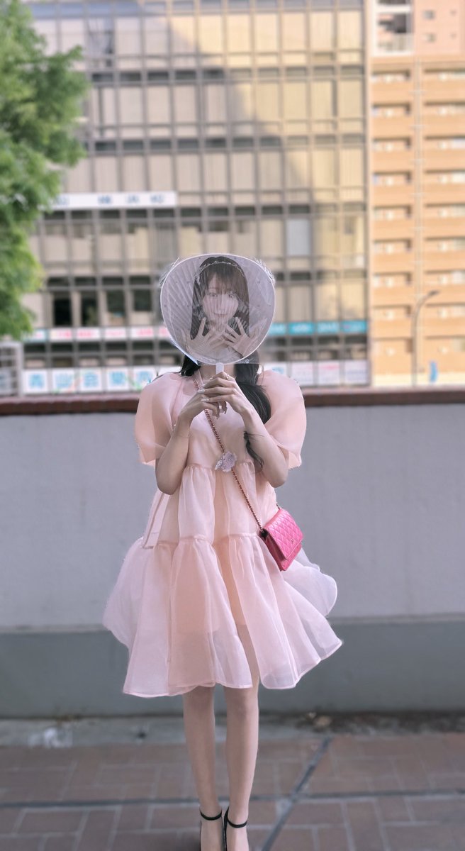 りり tweet media