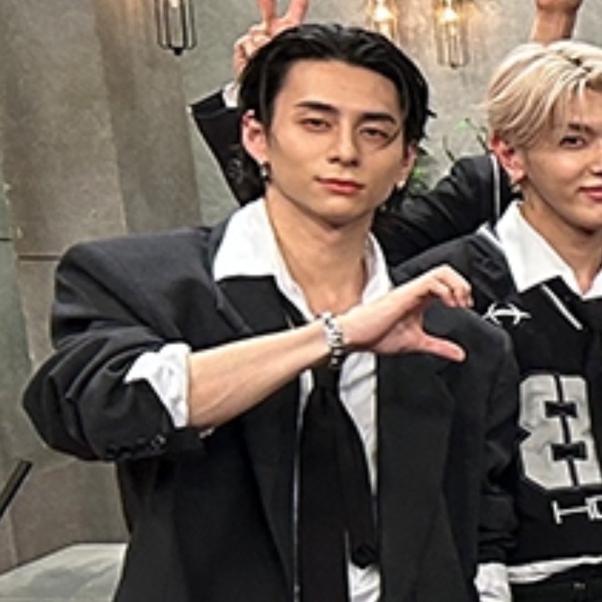 まつだ tweet media