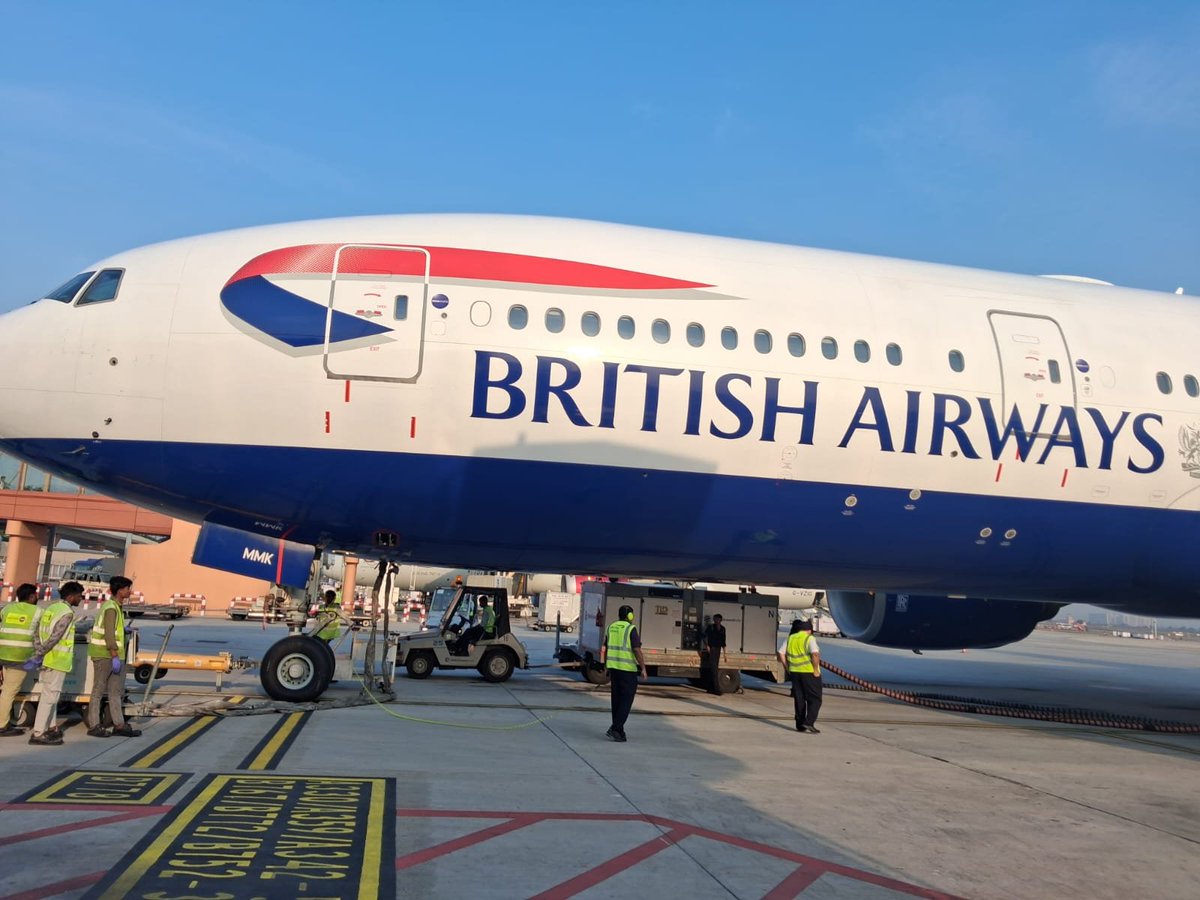 sandeep_vobl's tweet image. Looking forward to @British_Airways going 2x daily from June 02 onwards! 
The Heathrow - Bengaluru sector will be served by 34x weekly frequency. Whereas our neighbours - Hyderabad and Chennai will be stuck with just 7x weekly! #Avgeek #Hub #Yield #BLR #MAA #HYD #India #LHR #UK