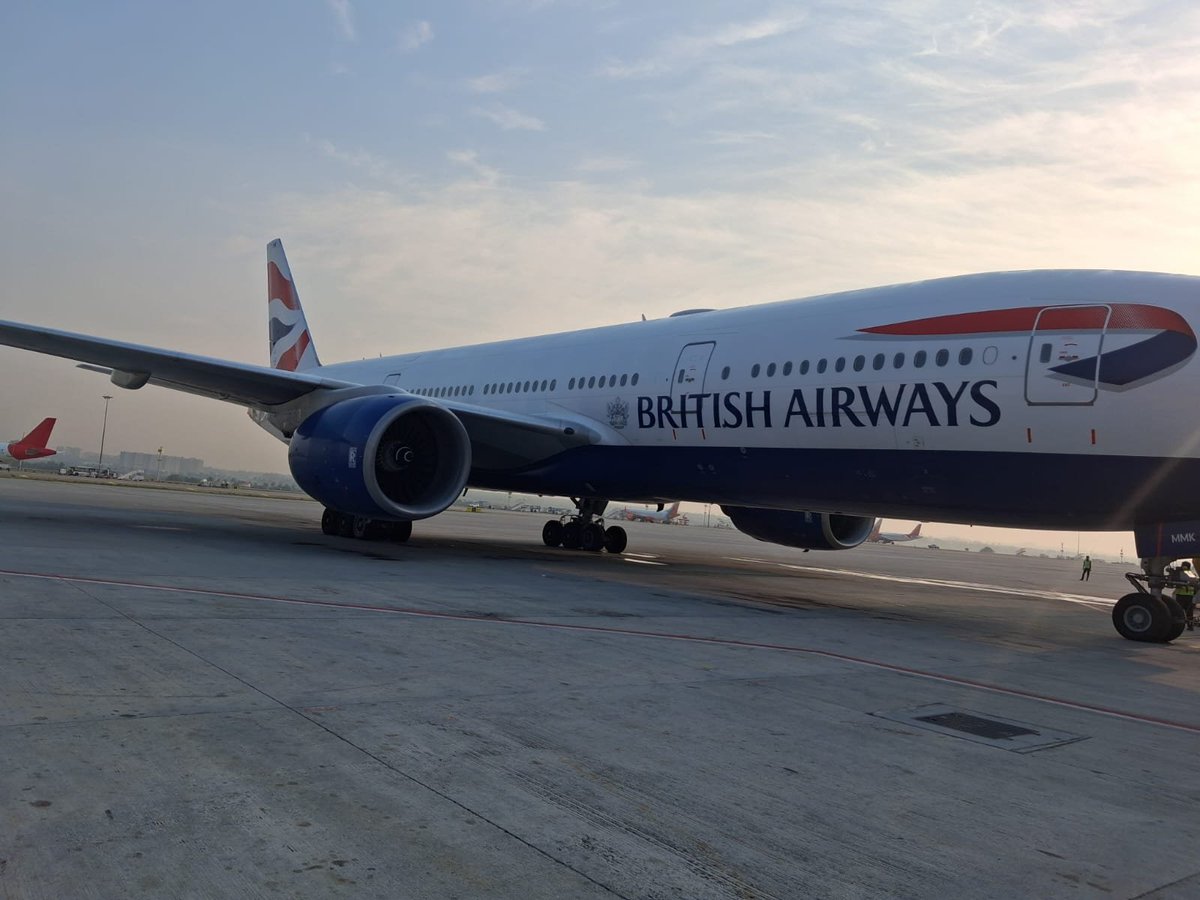 sandeep_vobl's tweet image. Looking forward to @British_Airways going 2x daily from June 02 onwards! 
The Heathrow - Bengaluru sector will be served by 34x weekly frequency. Whereas our neighbours - Hyderabad and Chennai will be stuck with just 7x weekly! #Avgeek #Hub #Yield #BLR #MAA #HYD #India #LHR #UK