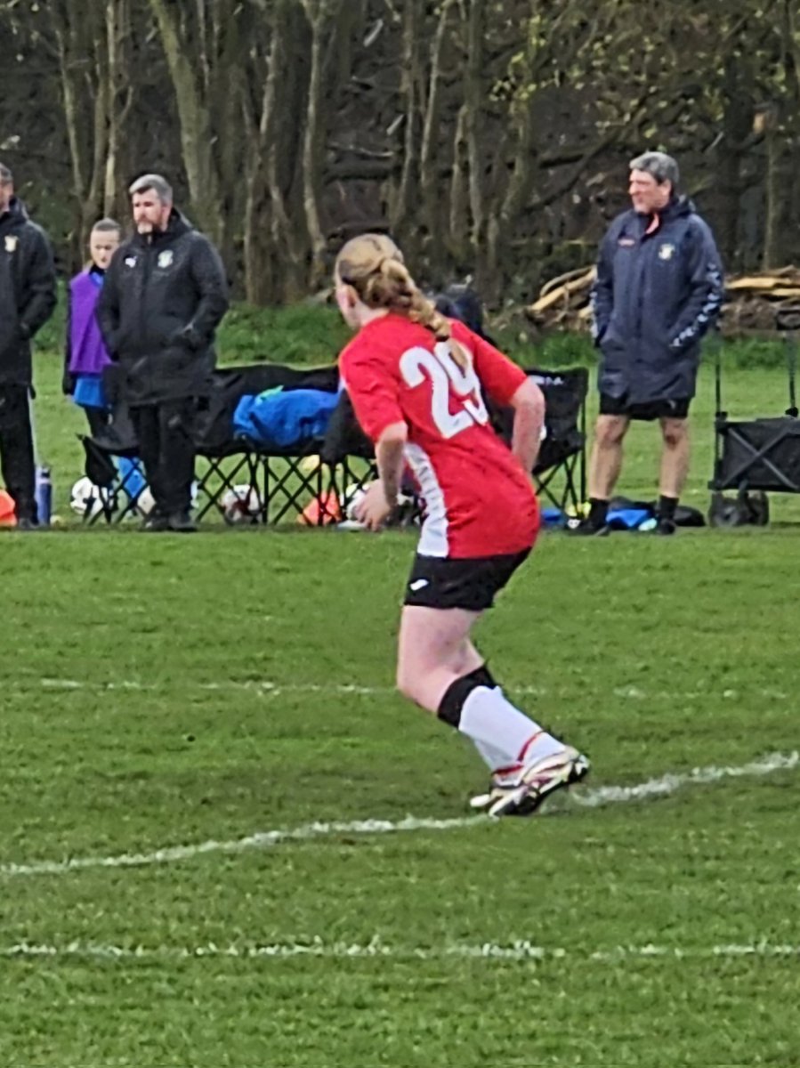 Mrs_Daye's tweet photo. Another 4 seasons in one day at #sportmum duties in Ayrshire this morning.  At one point I had my hood up but sunglasses on 😎☀️🌧🌫. https://t.co/mBQHVL4pCo