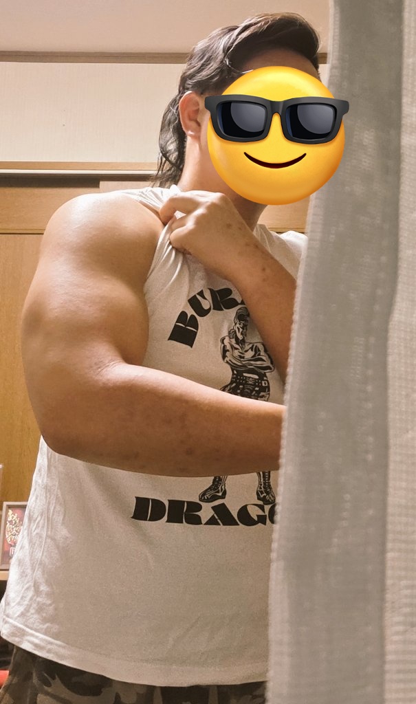 肩結構でかく見えてきたな