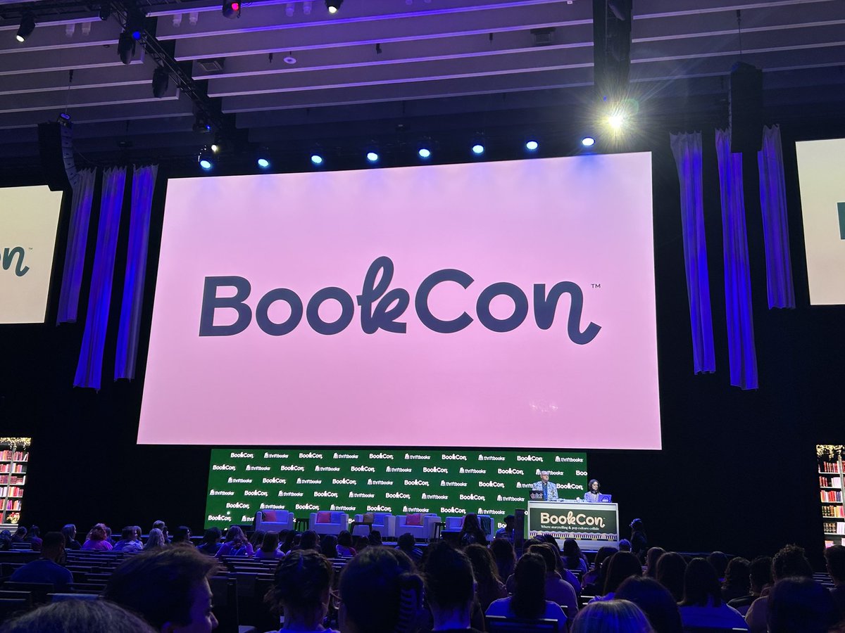 hollanovingly's tweet image. i am at the heated rivalry panel at bookcon and there r 5 chairs btw #bait