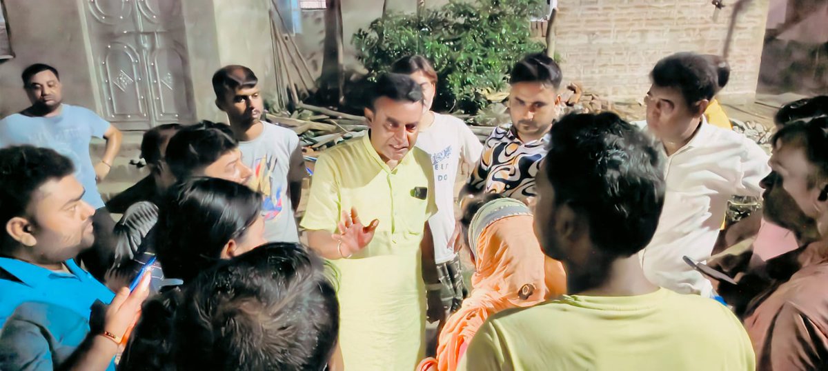 Rothin1973's tweet photo. ✊ জয় বাংলা 
১)আজ শালতোড়া বিধানসভার সর্বভারতীয় তৃণমূল কংগ্রেসের মনোনীত প্রার্থী মাননীয় উত্তম বাউরি মহাশয়ের সমর্থনে মেজিয়া ব্লকের বানজোড়া অঞ্চলের আমার জন্মভূমি বানজোড়া বুথে বিভিন্ন নেতৃত্ববর্গের সঙ্গে একটি গুরুত্বপূর্ণ বৈঠক অনুষ্ঠিত হলো।
📍 স্থান: বানজোড়া, মেজিয়া. https://t.co/rNpfXytefm