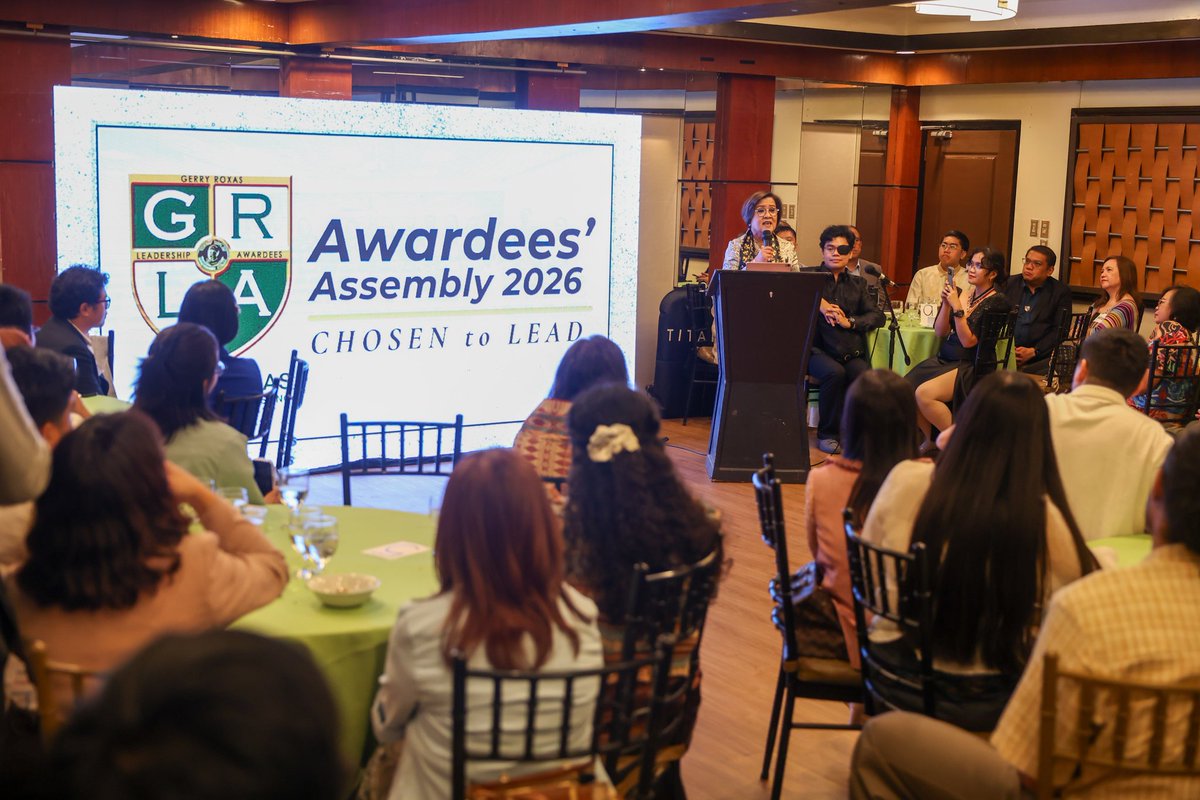 manayleila's tweet image. Really honored and glad to join my fellow Gerry Roxas Leadership Awardees in today's assembly. ✨

The very name of the organization carries a tradition of public service that remains instructive today. Gerry Roxas stood for democratic conviction, integrity in office, and faith