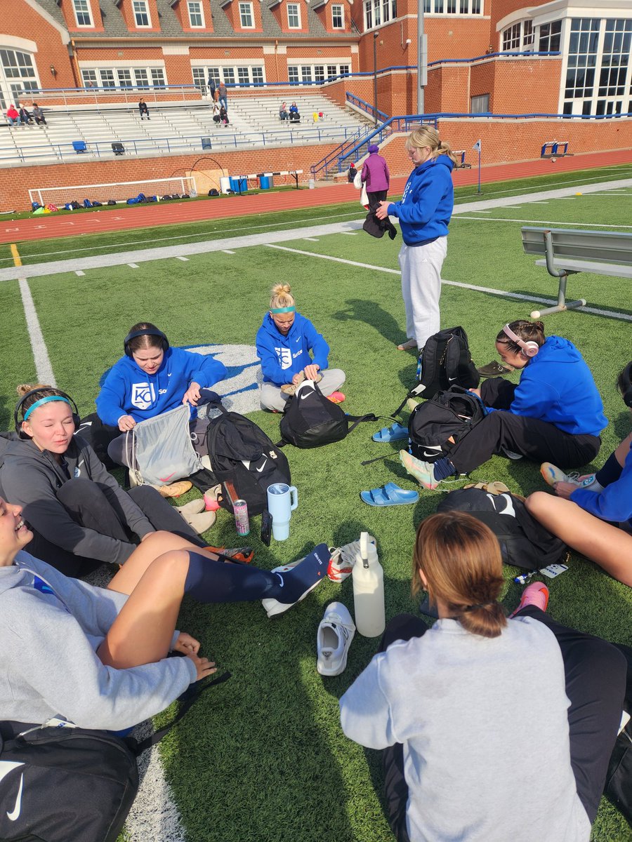 The Angels have arrived at the Illinois College 7v7 Exhibition Soccer Tournament!