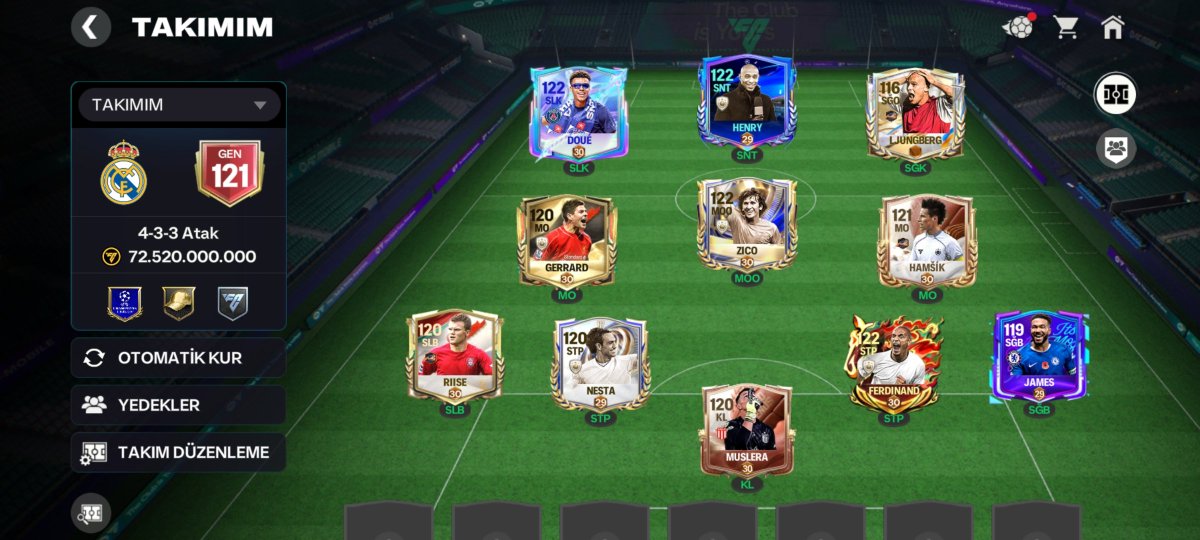 Cemalka_22's tweet photo. @purefootball_x @EASFCMOBILE Should I move doue to rw and get vini or just get bale? https://t.co/EdCYCnhDoo