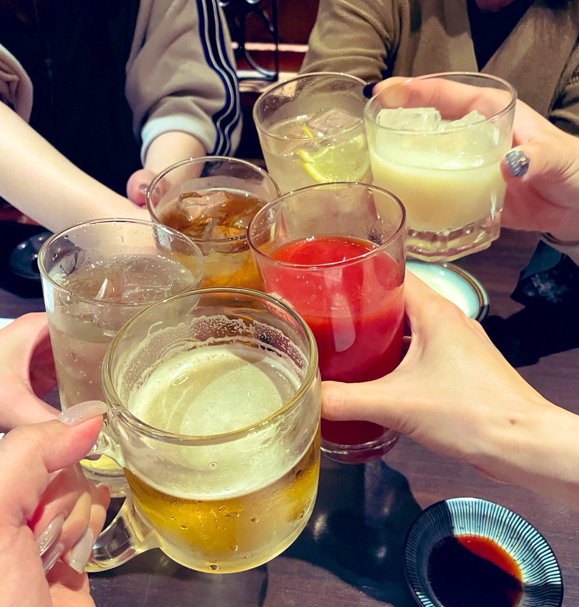 arimkn's tweet photo. サキさんの誕生日はすぎてるけど、直接会える日だったのでお祝いしてきました。今帰ってます。 https://t.co/p08au4rLyg