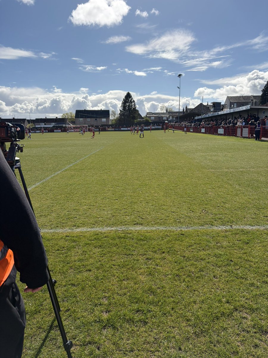 irvnjay's tweet photo. @clydebankfc Still 1-0 Bonnyrigg https://t.co/VUpvmbsPq5