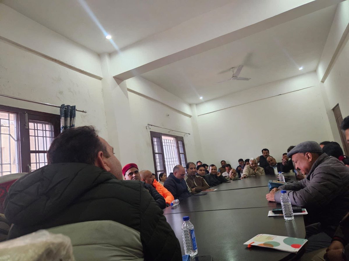 BJP4JnK's tweet image. LoP J&amp;amp;K Assembly Sh. @Sunil_SharmaBJP chaired a strategic meeting with senior party leaders at the District Office in #Kishtwar.