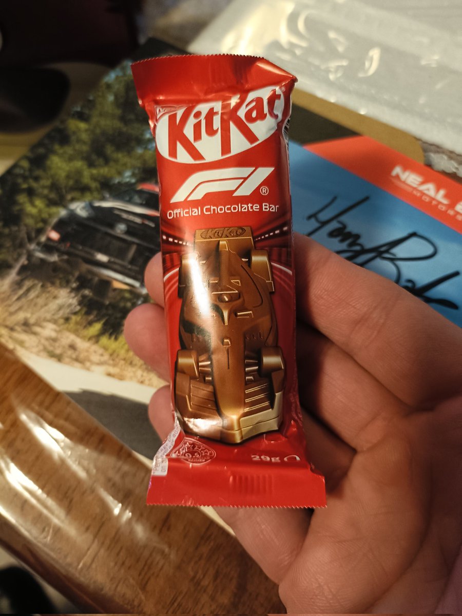 sayyou_RAV4adv's tweet image. 話題のアレ
※盗品ではありません
#f1 #kitkat