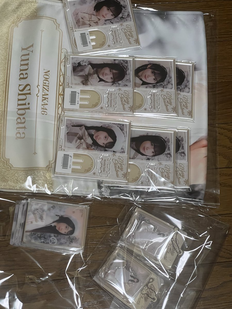 Opcom46z06's tweet photo. 忘れた頃にクリスマス。
#乃木モバ #乃木坂46 https://t.co/EuNnsVgLt6