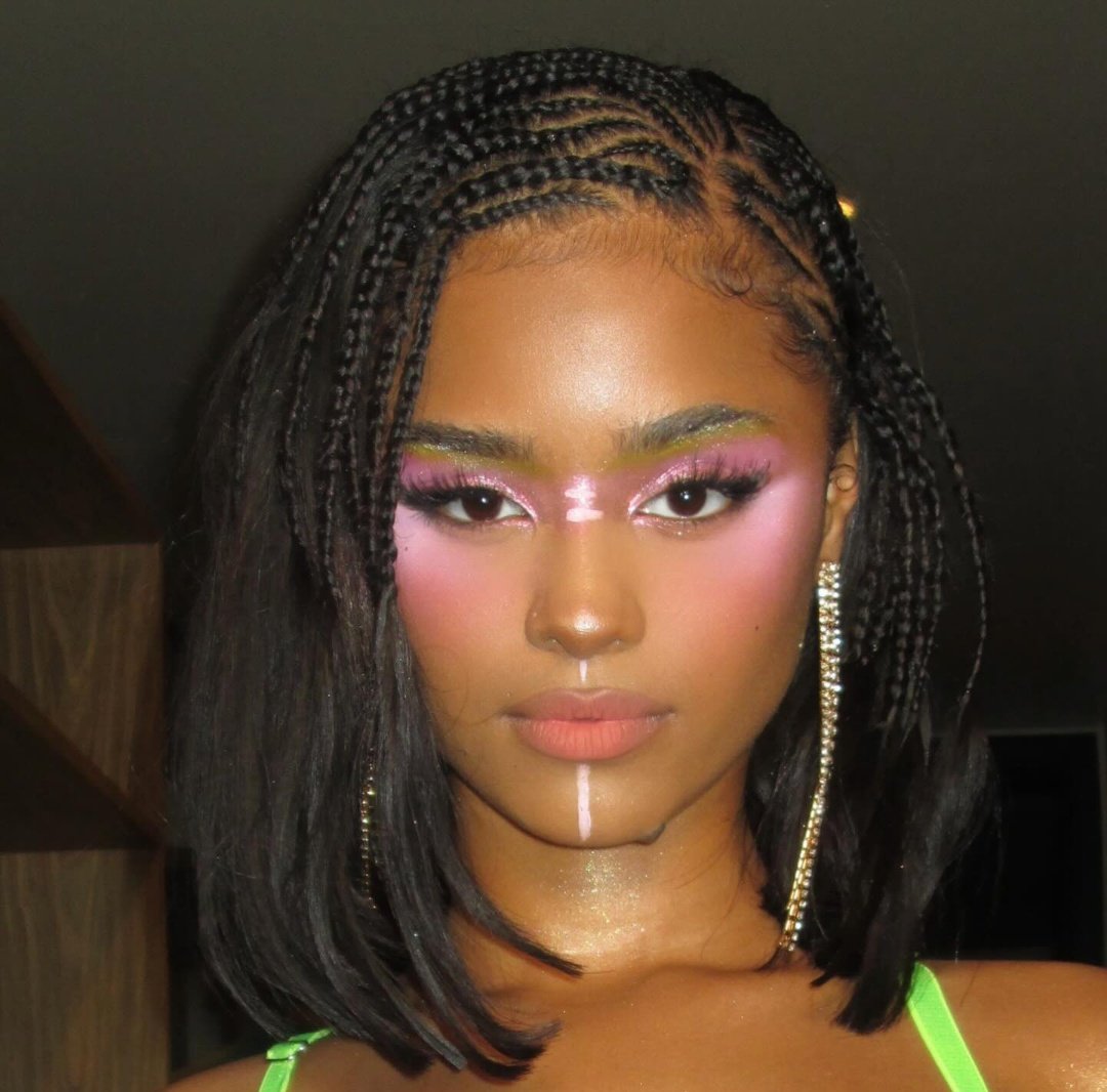 Red Media tweet media