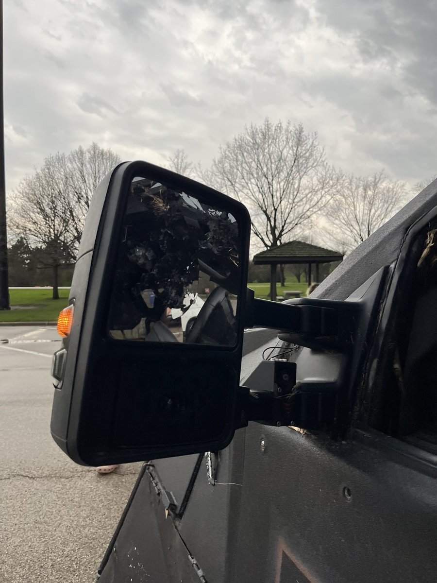 Jesse Gillett tweet media