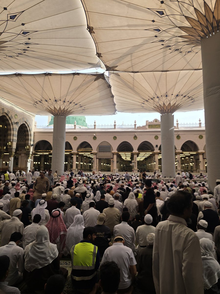Asr today...

Only the 1st Haswah was full