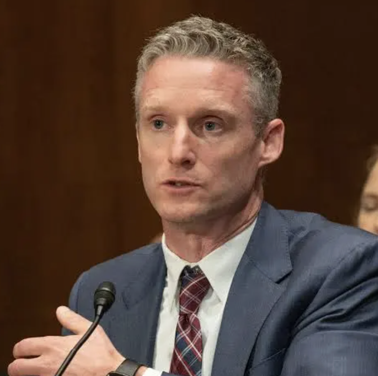 One judge just saved a life in under four hours. The legal resistance is real. ⚖️🔥 dworkinsubstack.com/p/trumps-depor…