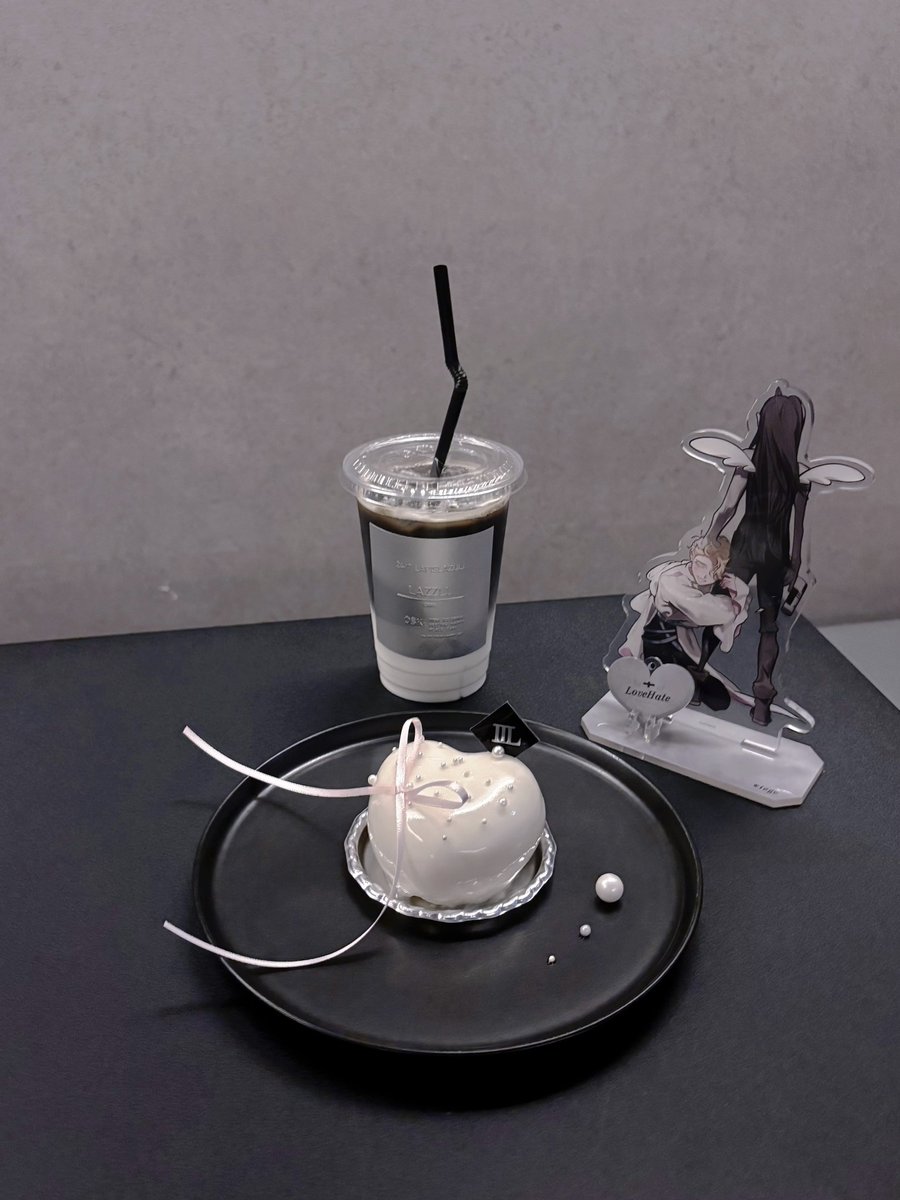 あると tweet media