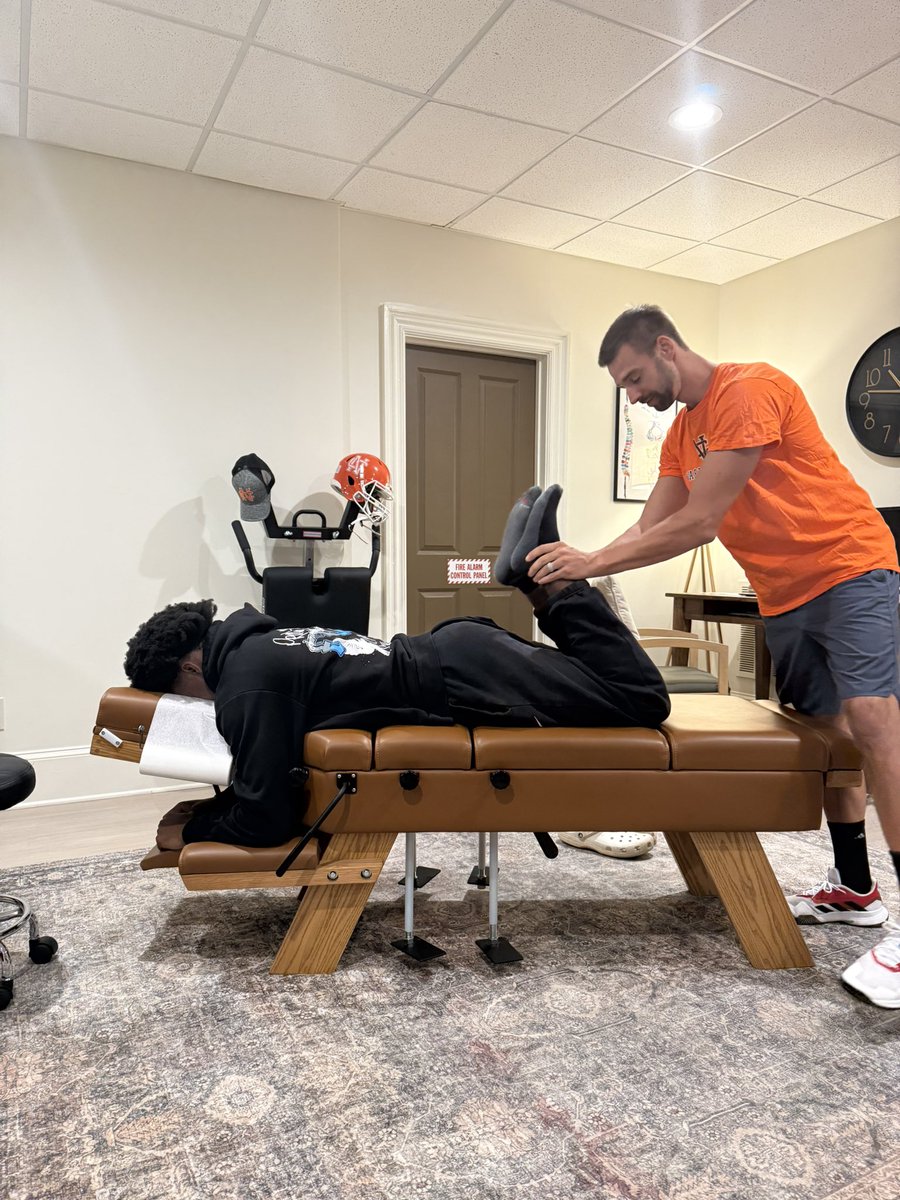 braydenmward's tweet image. Recovery and the opportunity to rest is so important for a student athlete! Appreciate the partnership with #Arlise @nchswarriors @CoachTQ_ @NCHSrecruit @RecruitGeorgia #track #football @recovery #speed #100m