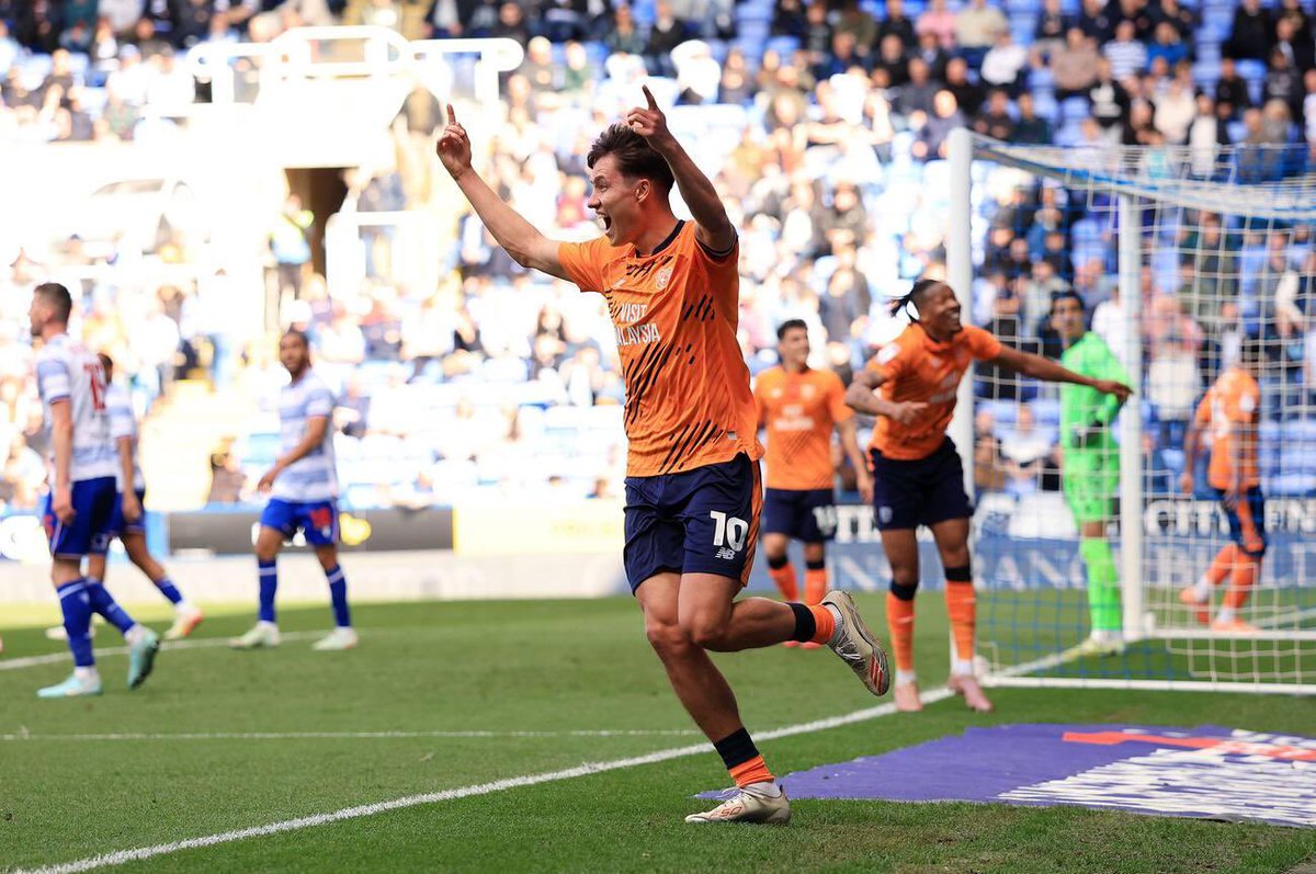 ccfcinsiderr's tweet photo. Where are we going, Rubin?

#CardiffCity https://t.co/1l5CSItZpA
