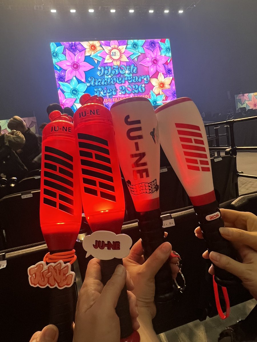 ndagencyomo's tweet image. コンバット振り回したり、お見送りで大笑いしたり、福士蒼汰かっこよかったり、イケメンアイドルと写真撮ったり🤣、いろいろ楽しめましたwwジュネに会えなかったのが心残りだけど🥲
#iKON @iKONIC_143 #JJ @ALLIN_JPN