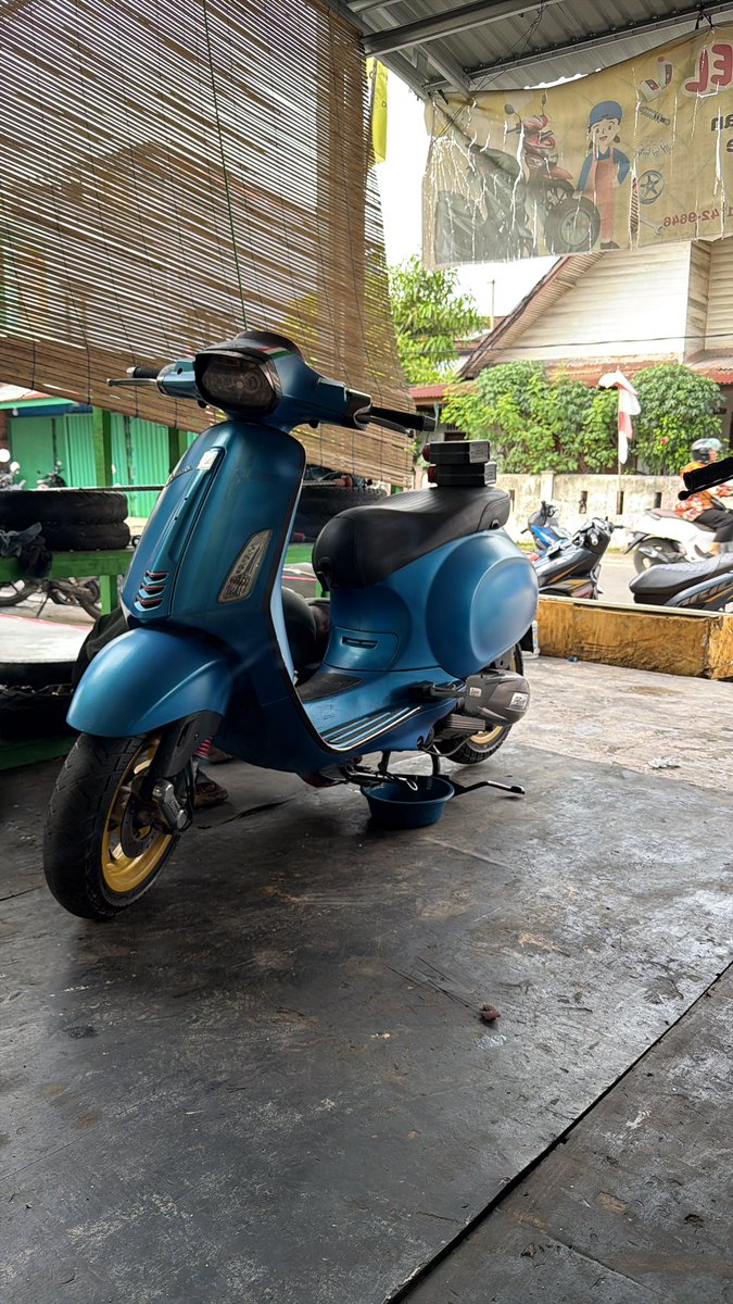 R tweet media