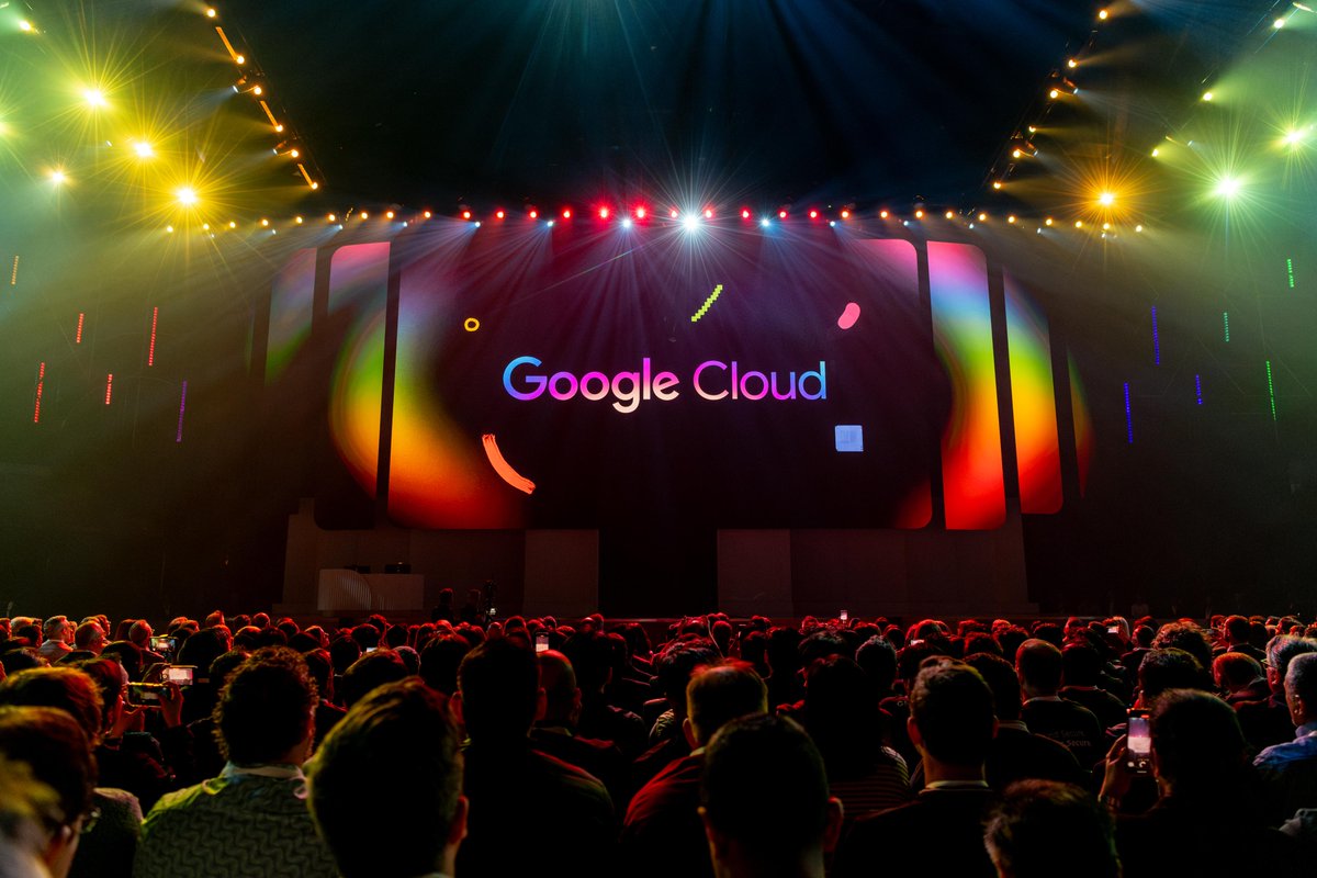 googlecloud's tweet image. 4 pictures from Next '25 to get excited for Next '26!

Tune in to the #GoogleCloudNext opening keynote livestream on April 22 at 9 AM PT → goo.gle/4cxgtpQ