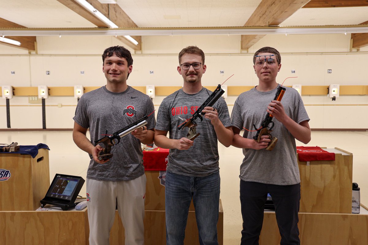 USAShooting's tweet image. Men’s Air Pistol Champion MARCUS KLEMP 🎯

🥇Marcus Klemp - 1368.2
🥈Blaine Simpson - 1357.4
🥉Walter Armitage - 1328.3

Live scores 🔗 live.megalink.no Today’s finals at 2 &amp;amp; 2:30 pm MST! 

#pistol #juniorolympics #winning #olympictrainingcenter