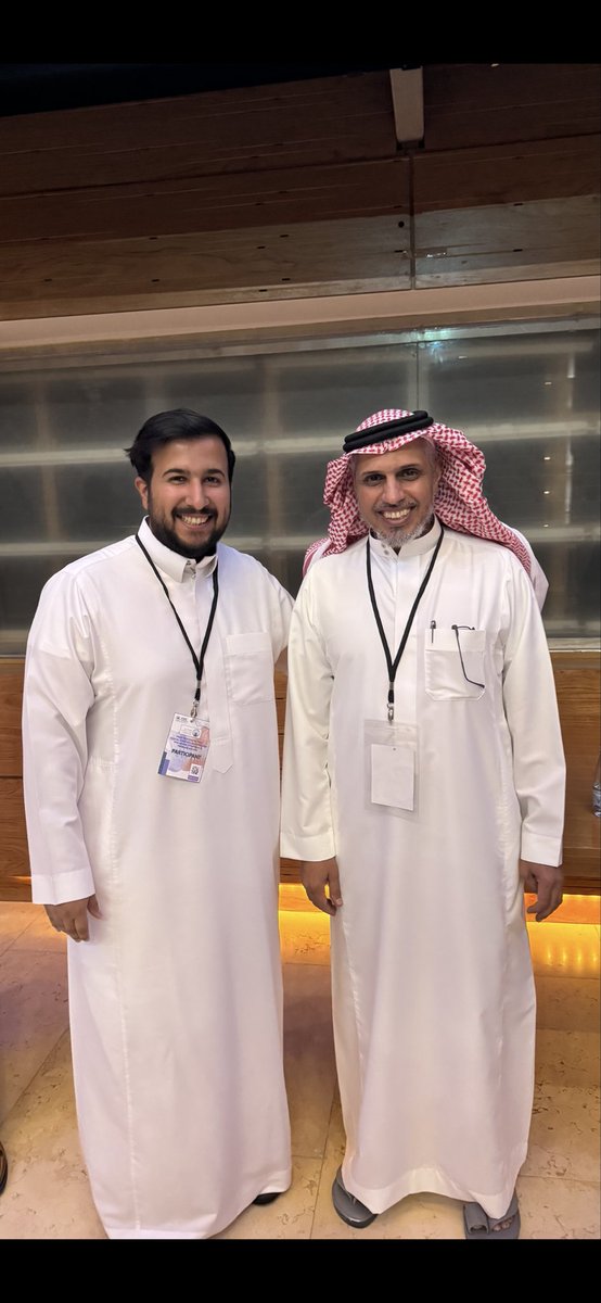 delo_7c's tweet image. سعدت جدا بحضوري دورة بعنوان (  DIGITAL COMPLETE DENTURES AND RPD DESIGN ) مع الدكتور عارف والاخصائي الرائع ابراهيم @ibfuzan ، وكانت تجربة قيّمة اضافت لي الكثير كل الشكر والتقدير لهما 🙏🤍
#DLT