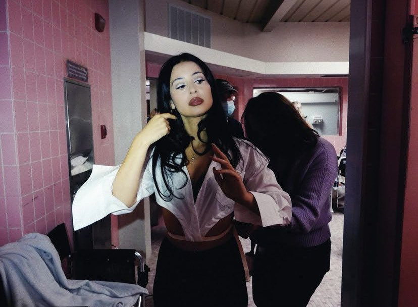 alexa demie on the set of 'euphoria'
