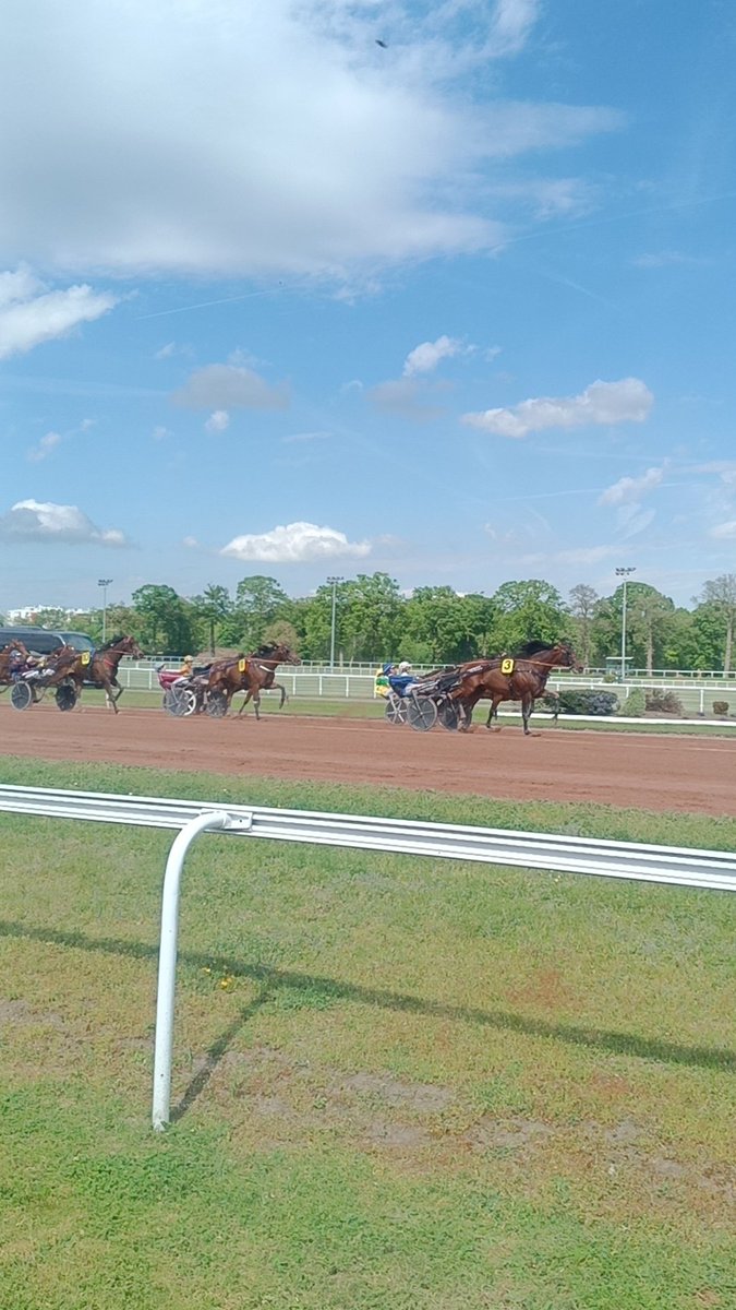 Rem94240's tweet photo. IDAO DE TILLARD remporte cette nouvelle édition du Prix de l'Atlantique sur l'hippodrome d'Enghien. @LeTrot https://t.co/P5q61qVLHT