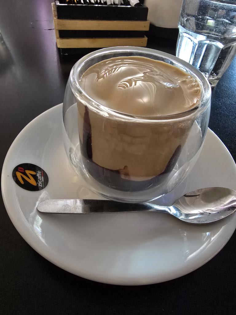 Stessa formazione, nella pratica, allora stessa abitudine sul caffè da gustare prima della gara.

#NapoliLazio