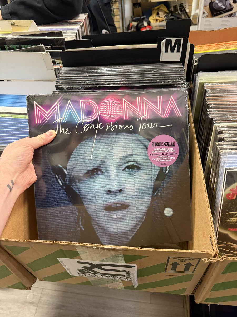 Bradley Stern tweet media