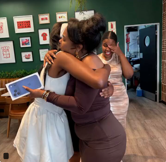 sipelele tweet media