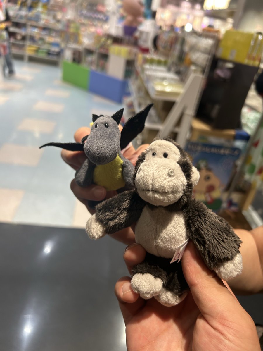 むっつり tweet media