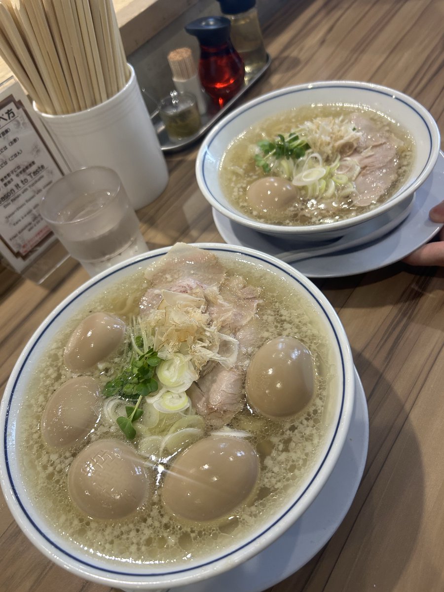 むっつり tweet media