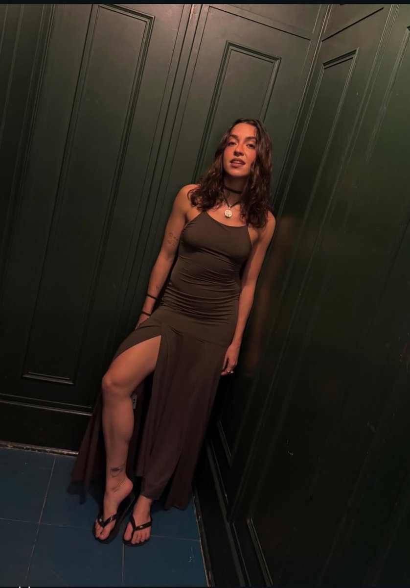 Valentina Bandeira tweet media