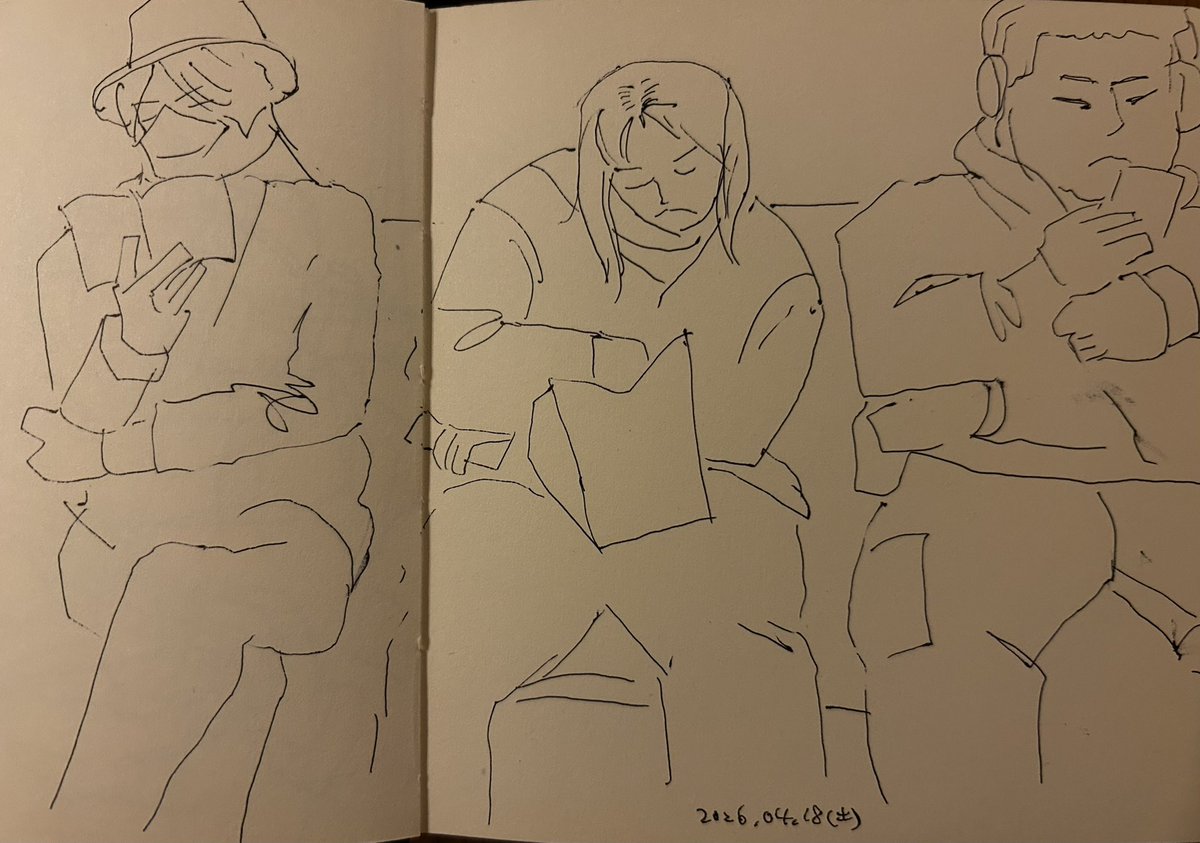 電車スケッチ。✍️
サイズ感を合わせたい。