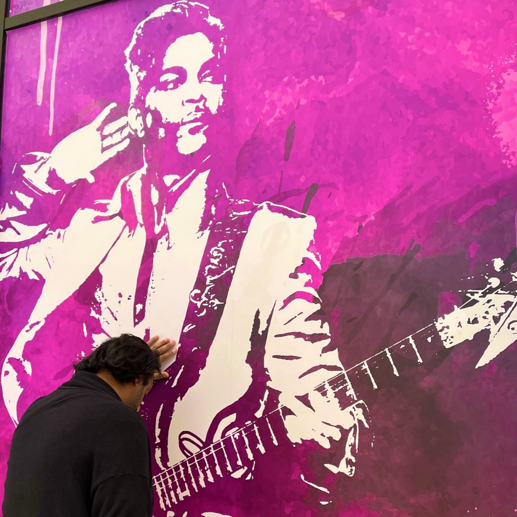 H A S S A N tweet media