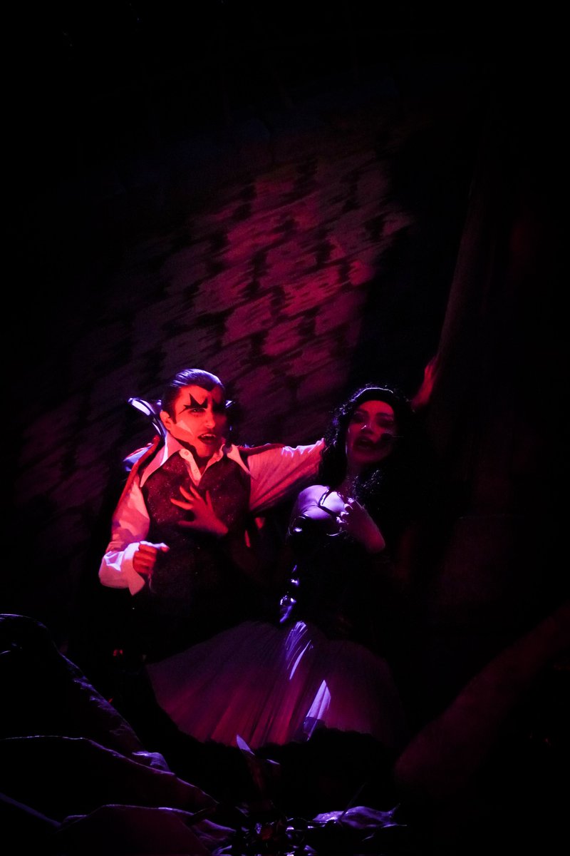 n_rs48's tweet photo. 🧛‍♂️ * 2026.4.16 13:00~

ドラキュラ感ヤバい🩸
美しすぎる

 #ユニモン  #uml  #USJ https://t.co/rrHxAsHSGx