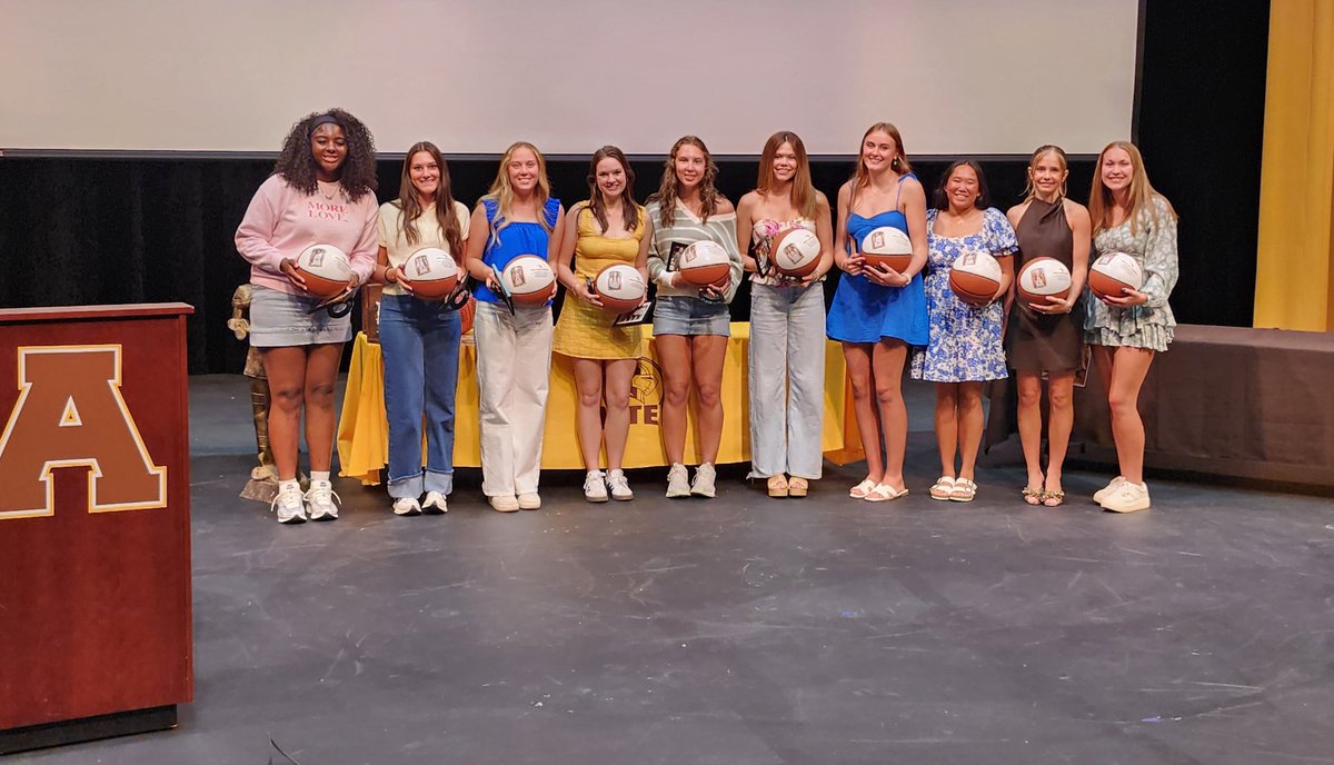 Alter Lady Knights Basketball tweet media