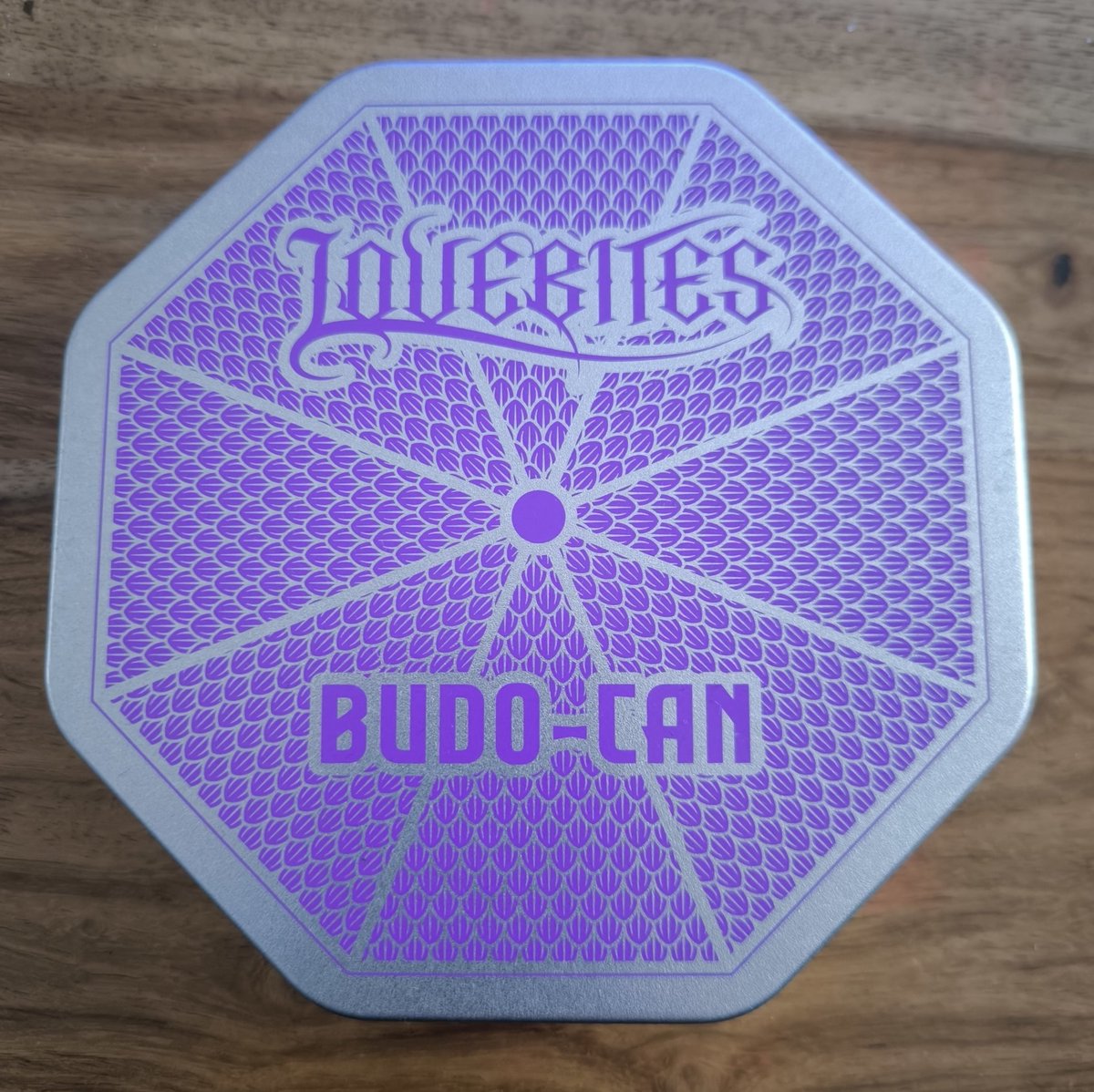 Black_Topaz666's tweet photo. #NowTrying

The "BUDO-CAN" (🤭) sweets 🍬

#LOVEBITES
#LiveAtBUDOKAN https://t.co/PNVlqihjWH