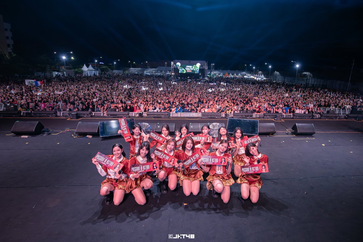 moshi2jkt48 tweet media