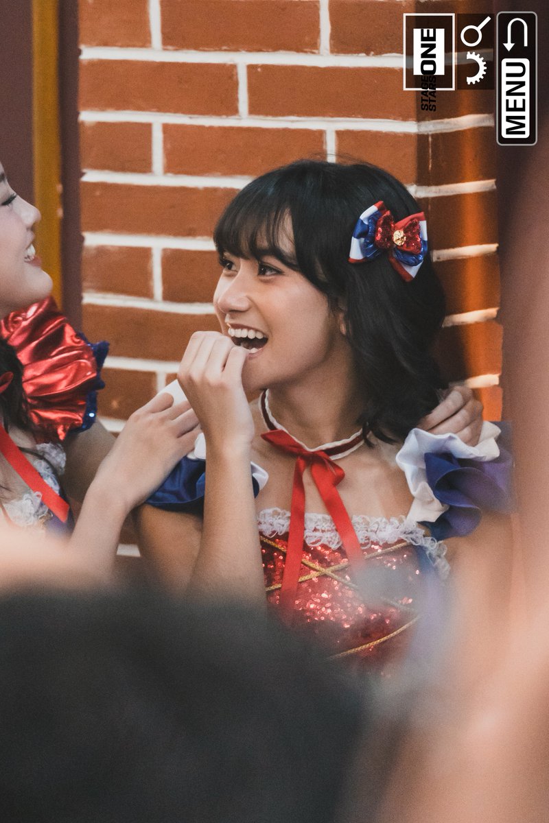 StageStars tweet media