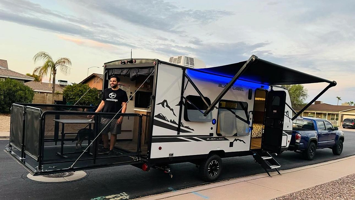 DenisFlierl's tweet image. Towing 5,100 lbs with a Tacoma? This Arizona owner reveals why 87 octane is a NO-GO and shares 4 budget mods to save your 3.5L V6 engine. Don't risk a breakdown!

Full story: torquenews.com/1084/why-arizo…

@DenisFlierl @torquenewsauto #ToyotaTacoma #Towing #TruckLife #Tacoma