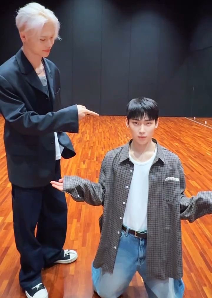 LUCKY 떠누렁이🍑 tweet media