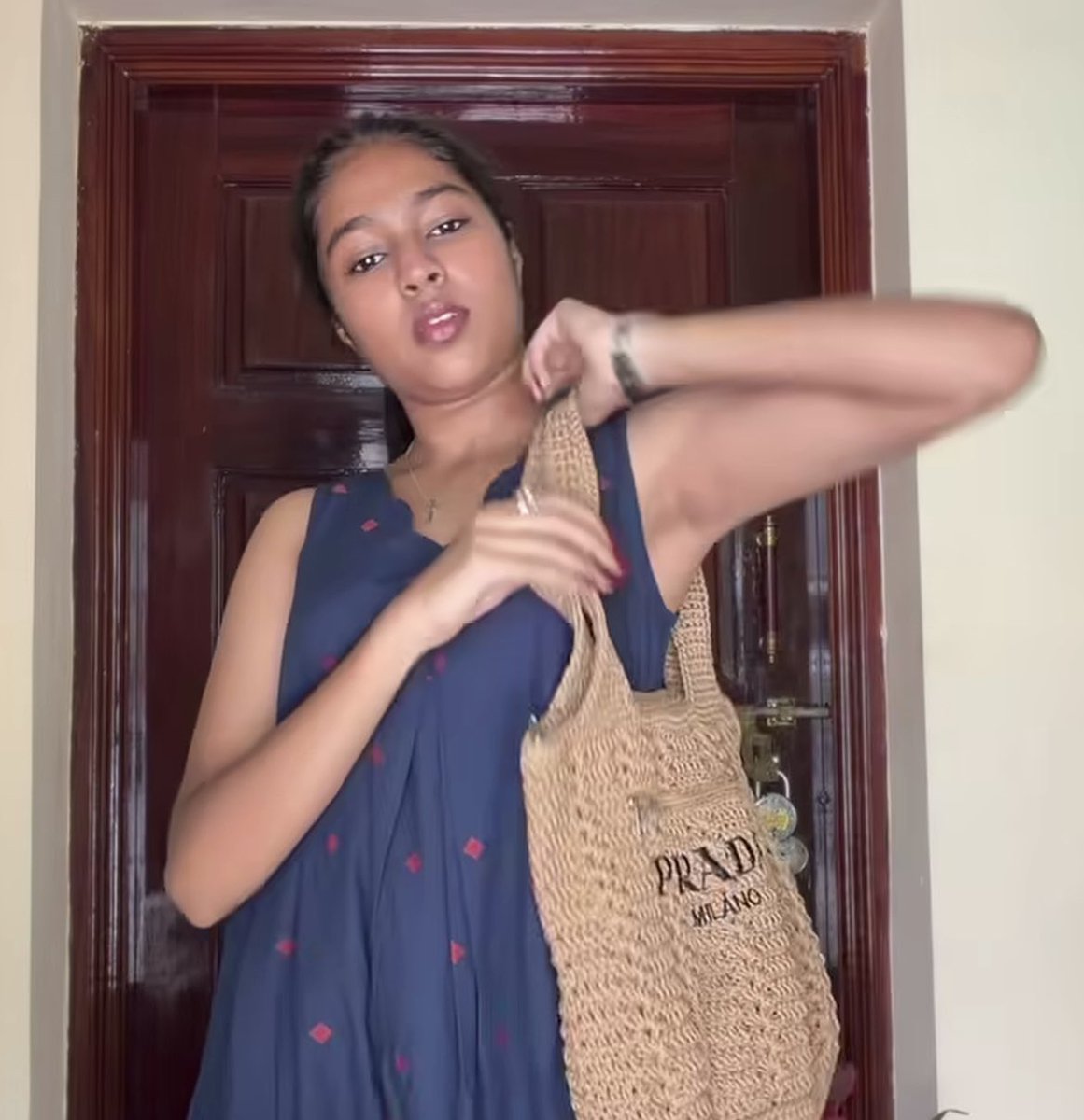 Peekundieditz tweet media