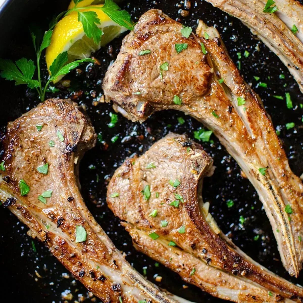 Living_Lou's tweet image. Authentic Greek lamb chop recipe - soooo good!

These chops are are pan-fried in a skillet (or grilled) after being marinated in a traditional Greek marinade of olive oil, lemon juice, garlic, oregano and salt. 🇬🇷

RECIPE: buff.ly/3Kcc7F0
#cooking #foodblog